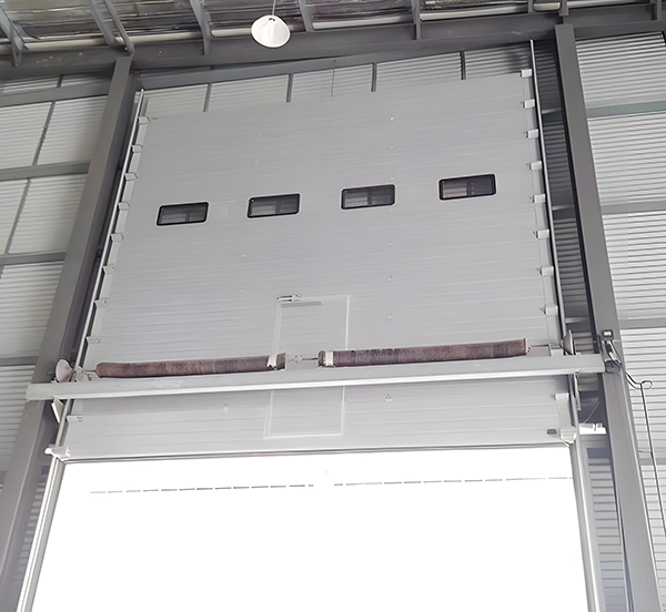 武山工业滑升门