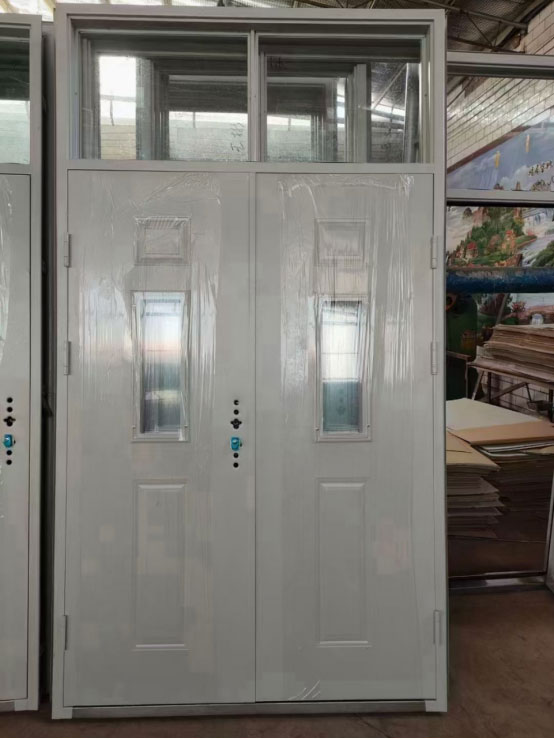 武山学校教室门