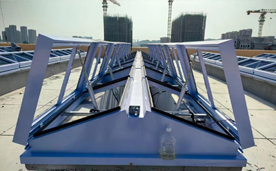 武山排烟窗的设置要求