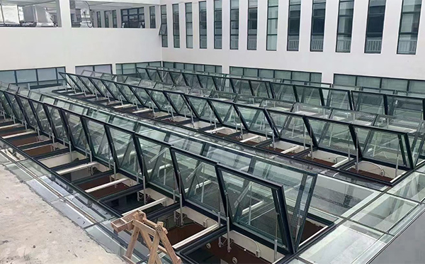 百安科技有限公司近期武山排烟窗项目案例分享 百安科技有限公司近期武山排烟窗项目案例分享